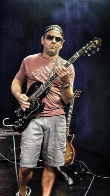 Band performance photo 23