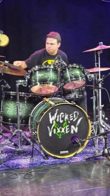 Band performance photo 27