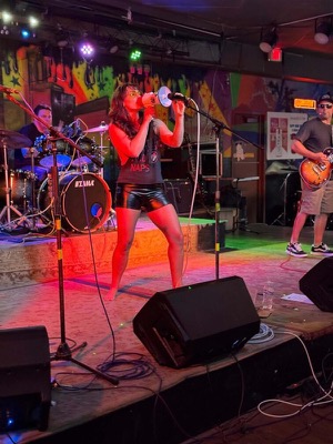 Band performance photo 3