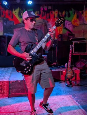 Band performance photo 6