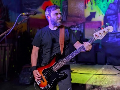 Band performance photo 7